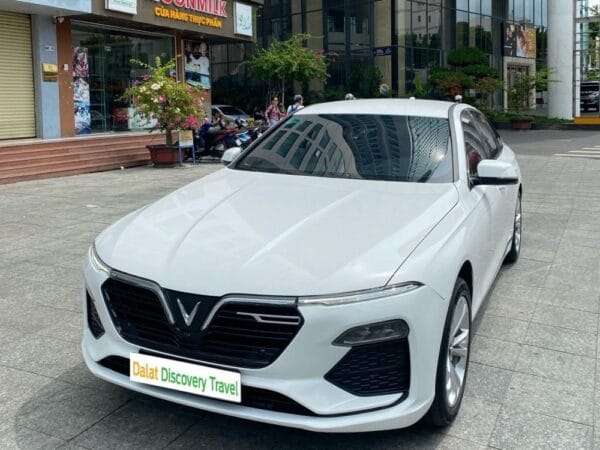 Vinfast Lux A